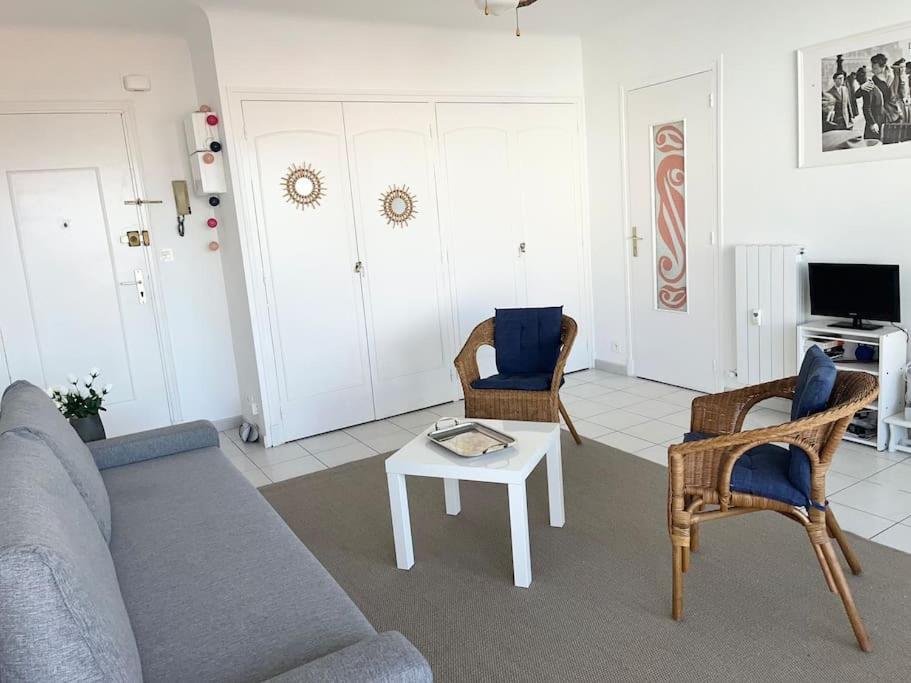 Hendaye Plage Charmant Studio 2Pers Avec Grande Terrasse Vue Mer Екстер'єр фото